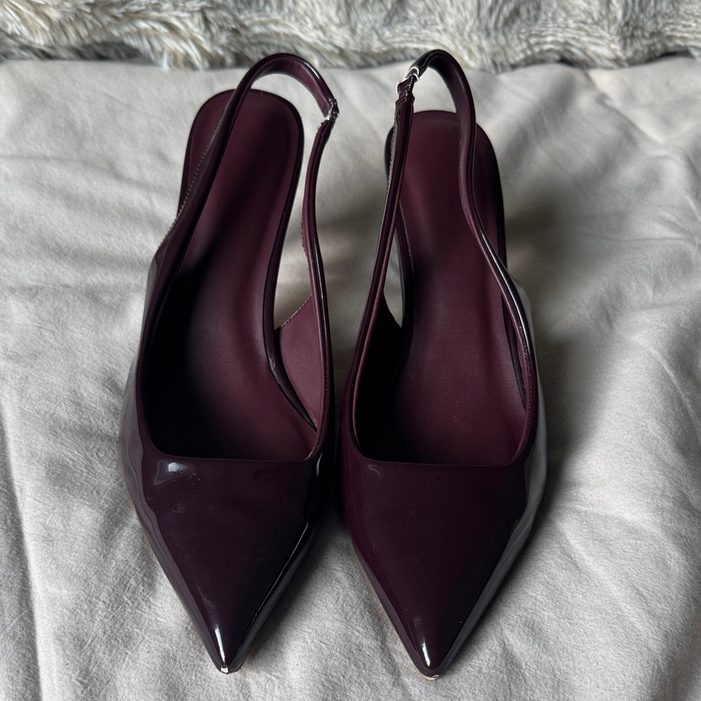 Chic Maroon Slingback Heels